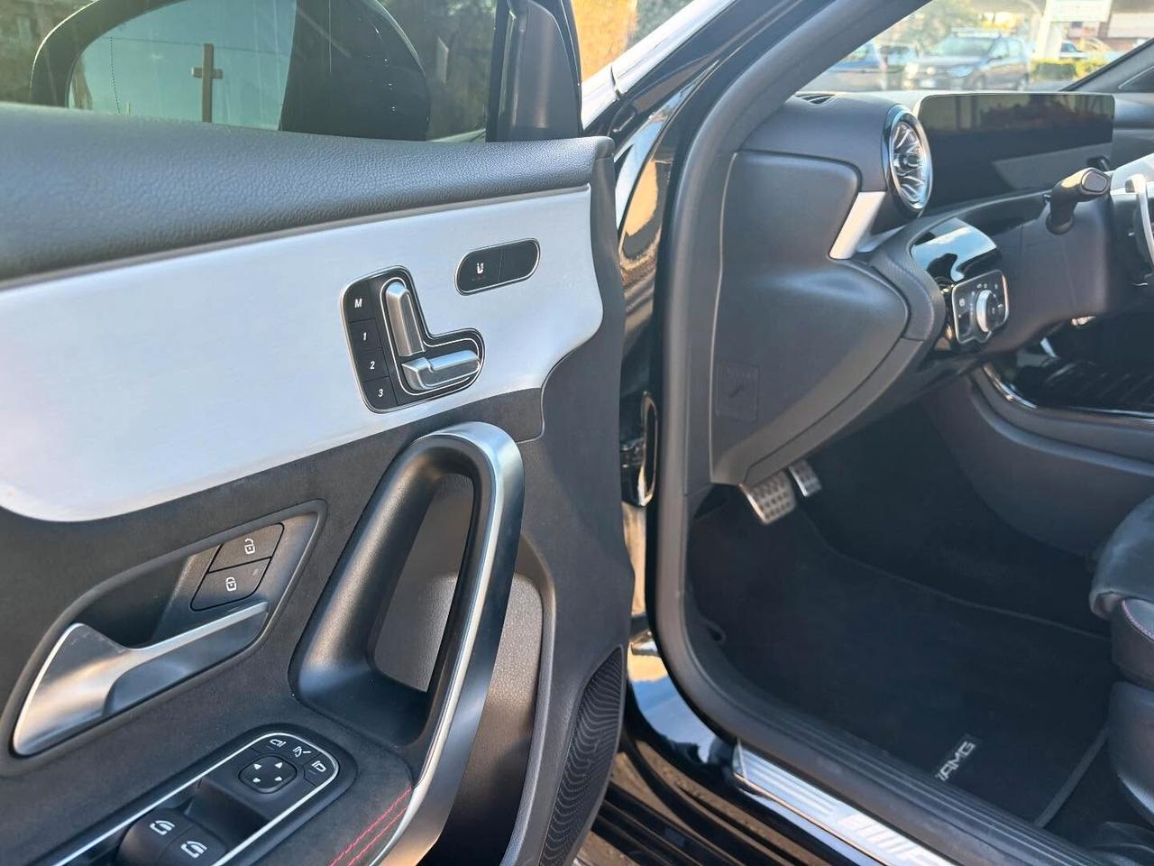 Mercedes-benz A 35 AMG 4Matic+ Line Premium-2023