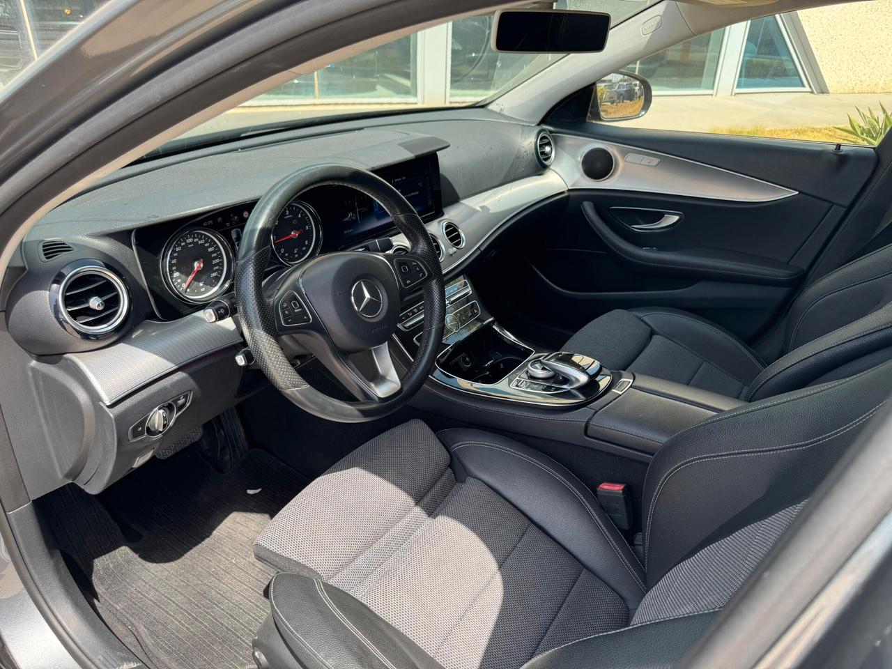 Mercedes-benz E 220 194cv d S.W. Auto Sport