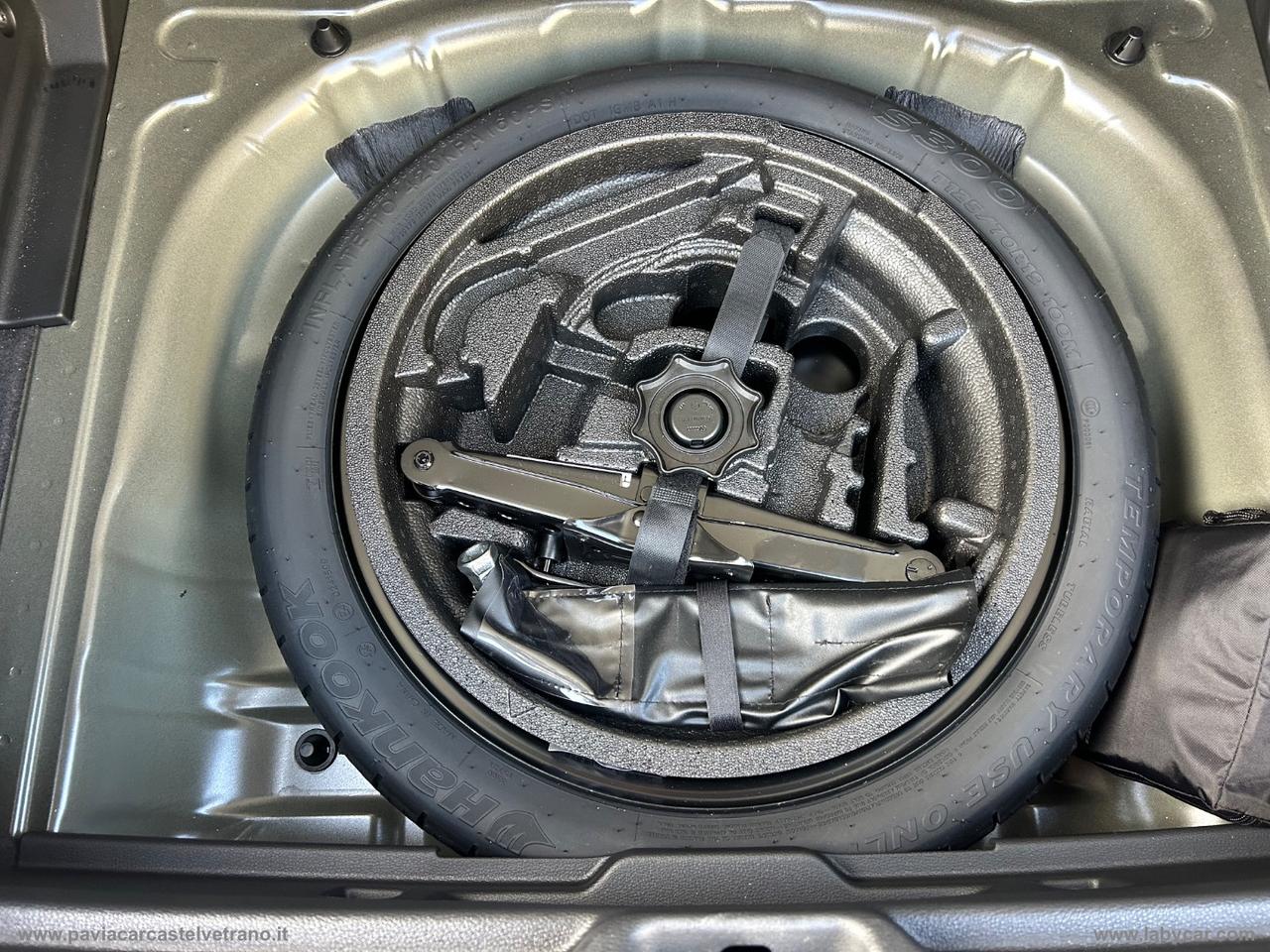 AUDI Q2 35 TFSI S tronic Identity Black