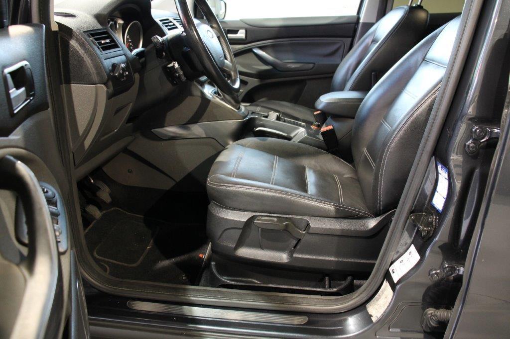 Ford Kuga 2.0 TDCi 136 CV 4WD Titanium DPF