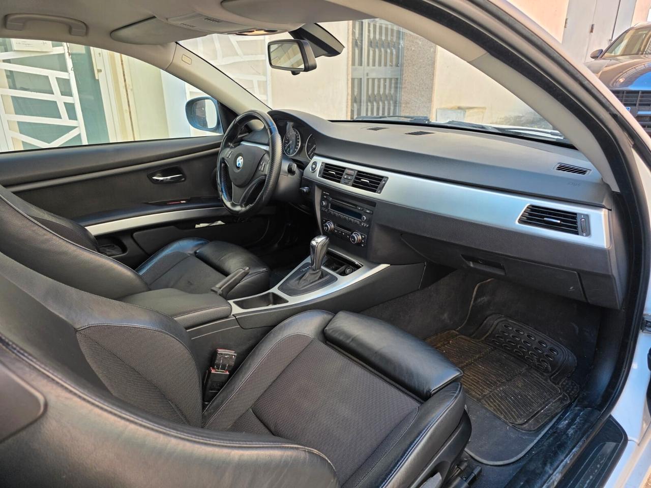 Bmw 320 320d cat Coupé Attiva