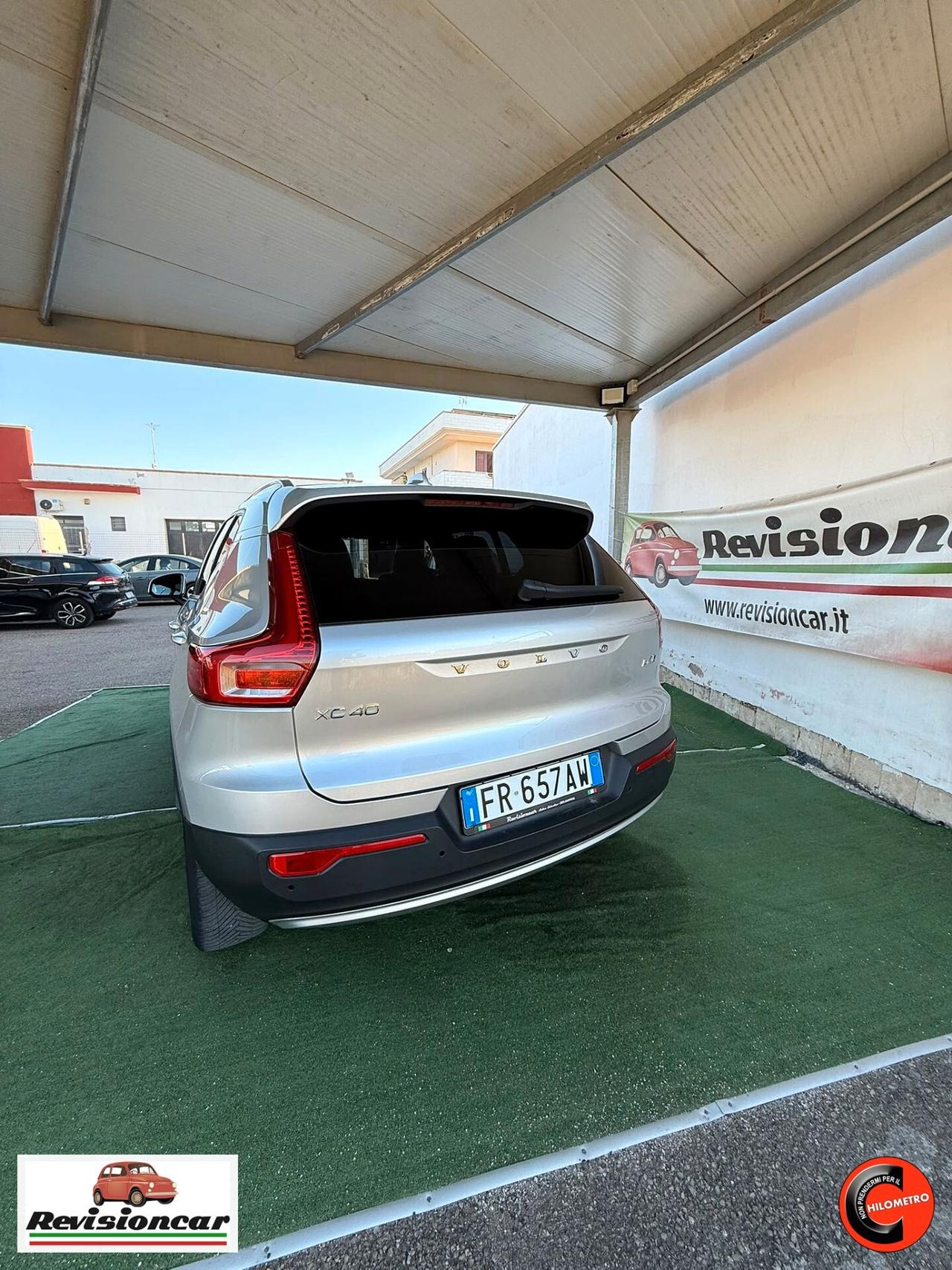 Volvo XC40 D4 AWD Geartronic Momentum
