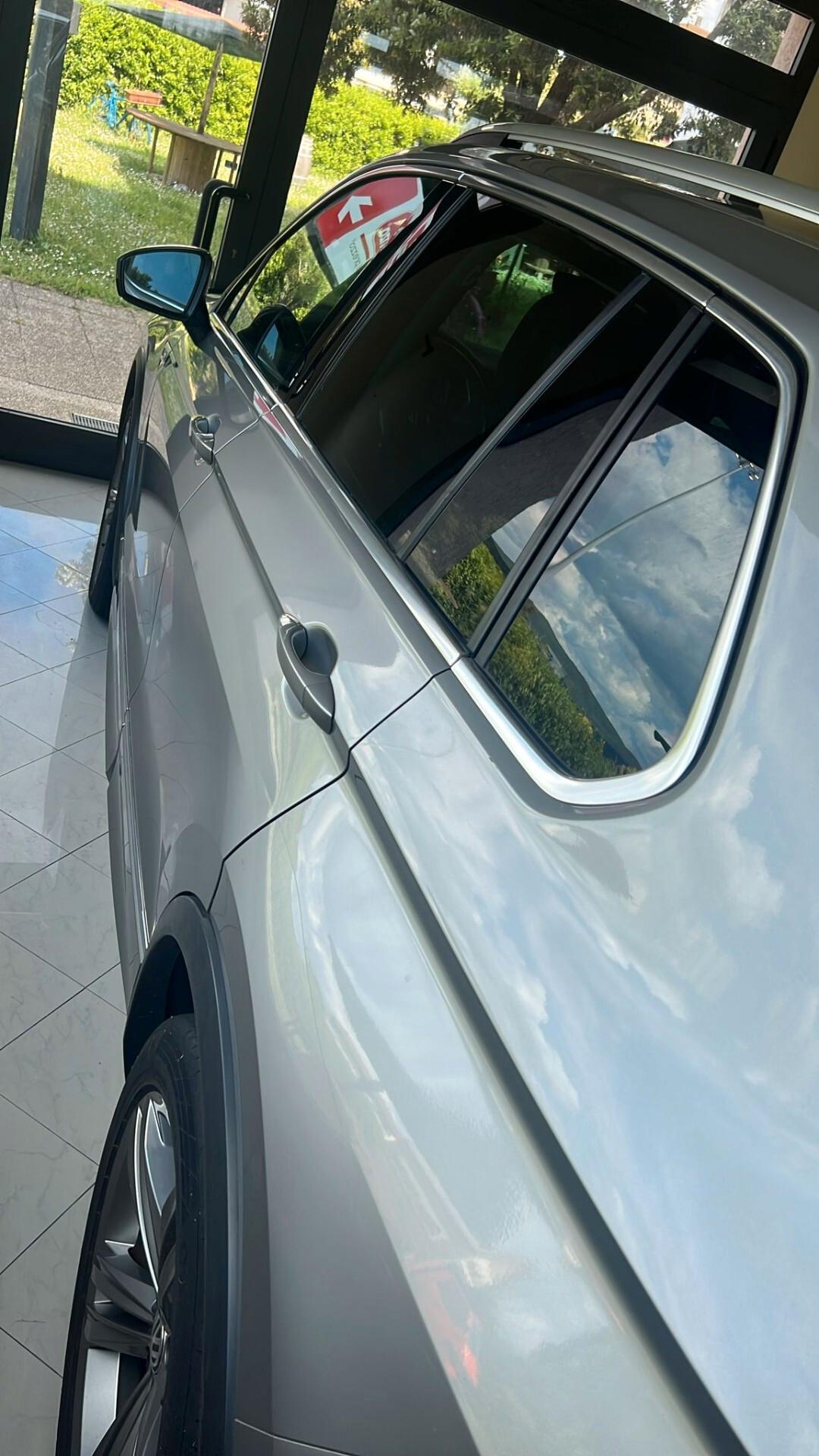 Volkswagen Tiguan 1.6 TDI SCR R-line BlueMotion Technology