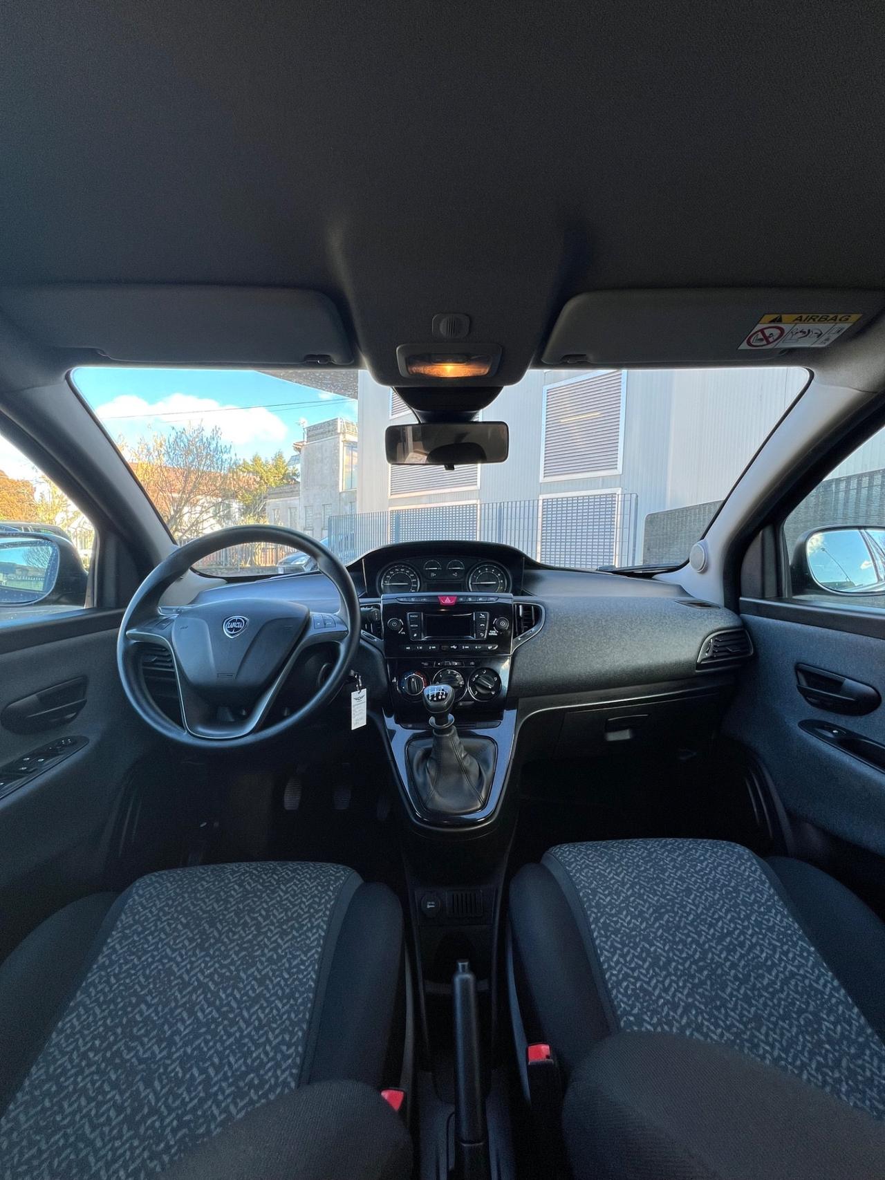 Lancia Ypsilon 1.0 FireFly 5 porte S&S Hybrid Silver Plus PREZZO REALE