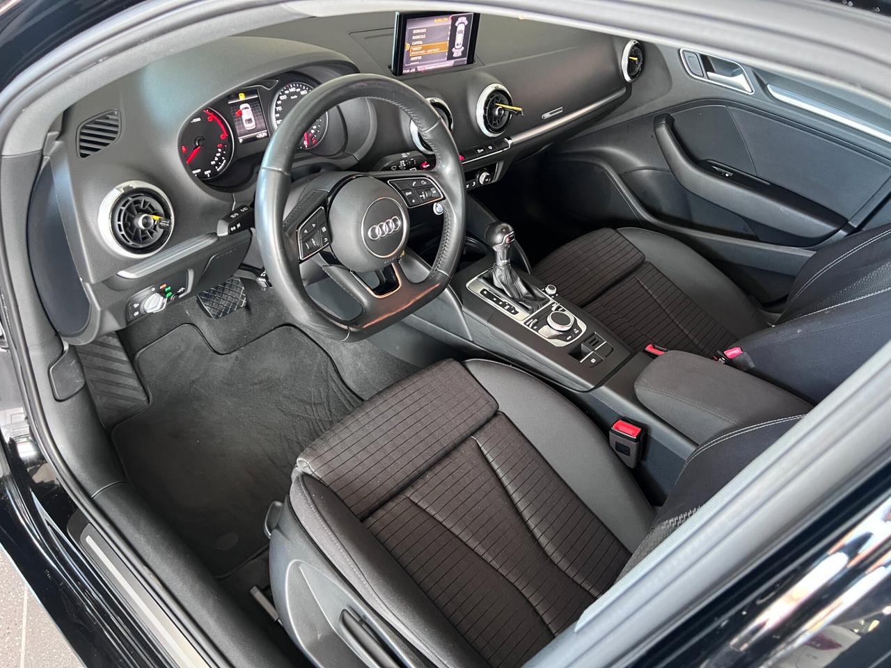Audi A3 Sedan 1.6 TDI 116 CV S tronic Sport