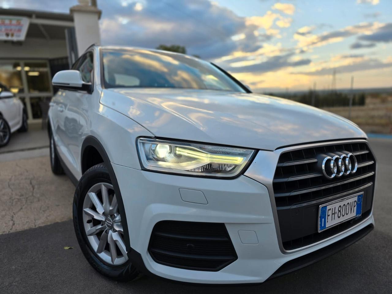 Audi Q3 2.0 TDI 120 CV S tronic