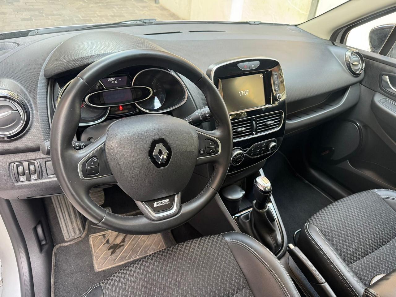 RENAULT Clio dCi 8V 90CV 5 porte Moschino Intens