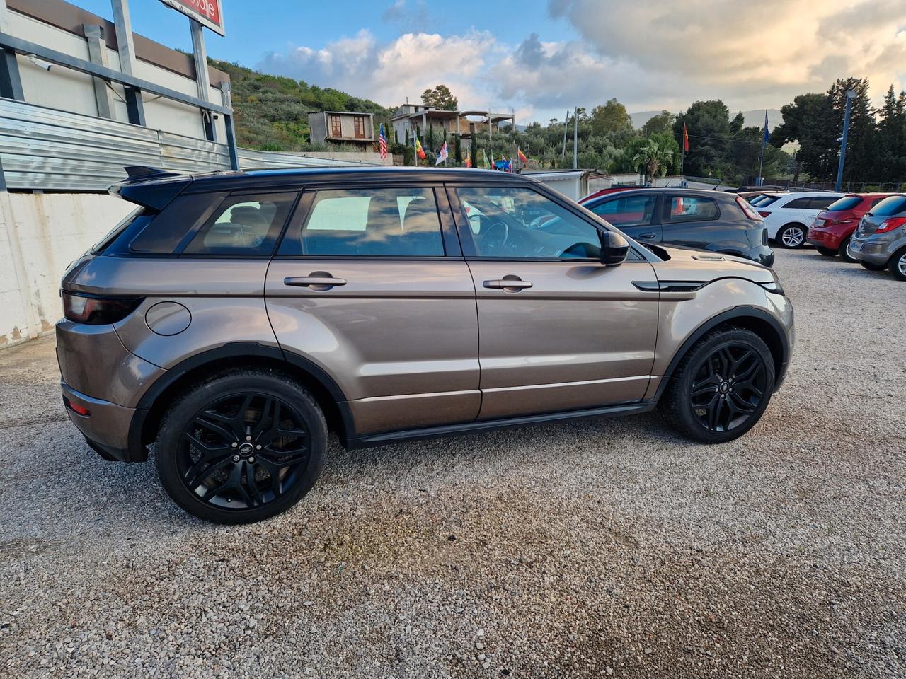 Land Rover Range Evoque 2.0 TD4 150 CV 5p. Business Edition Pure