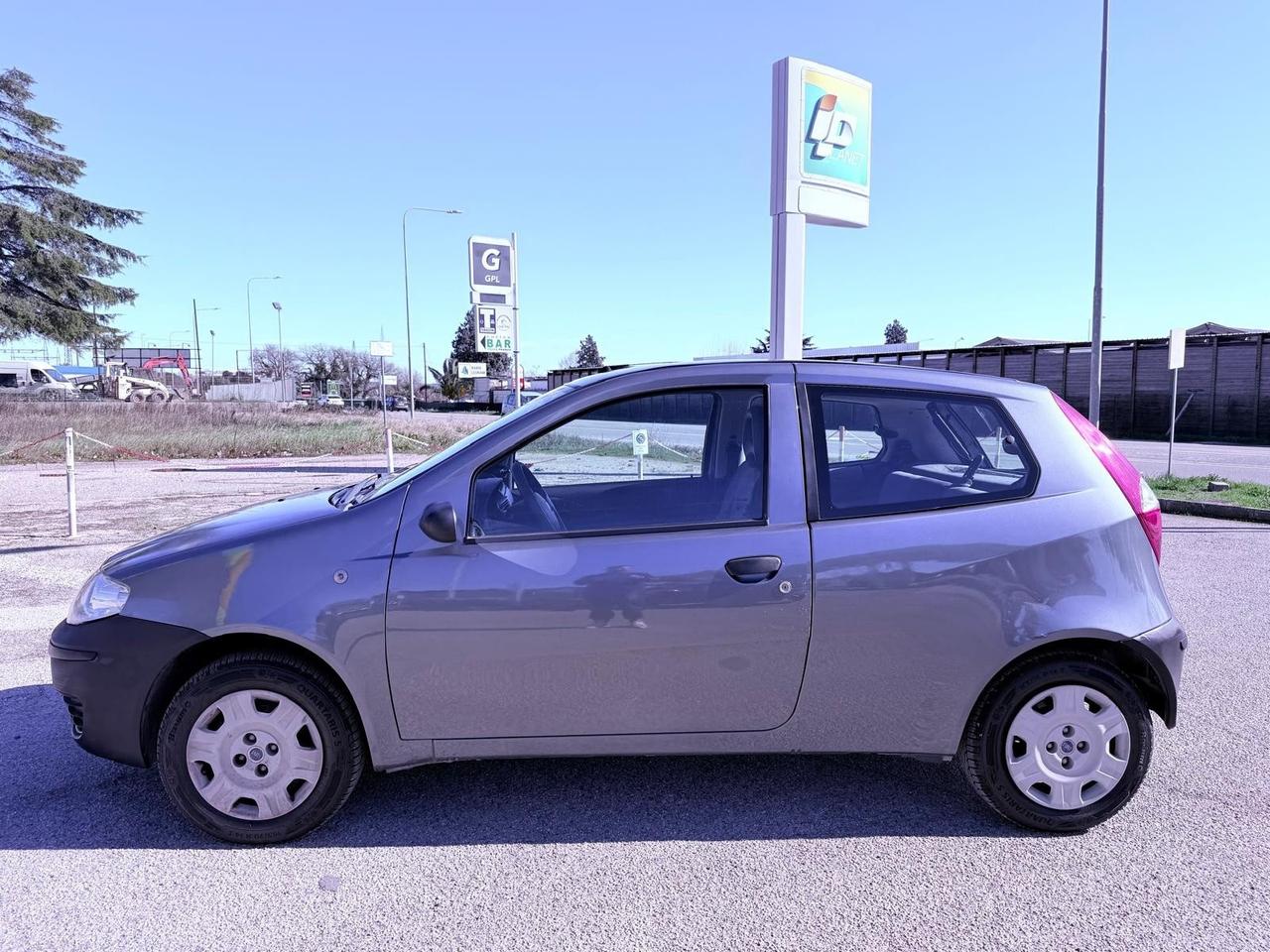 Fiat Punto 1.2 3 porte Dynamic Ok neopatentati