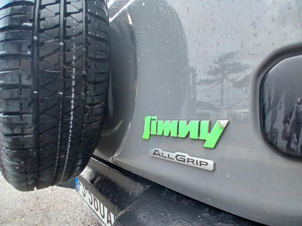 Suzuki Jimny 1.5 5MT Top