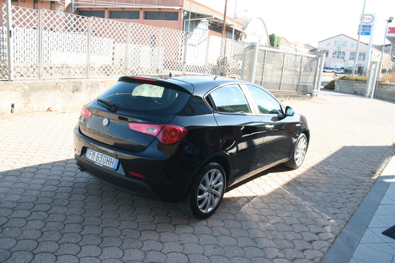 Alfa Romeo Giulietta 1.6 JTDm 120 CV Distinctive.