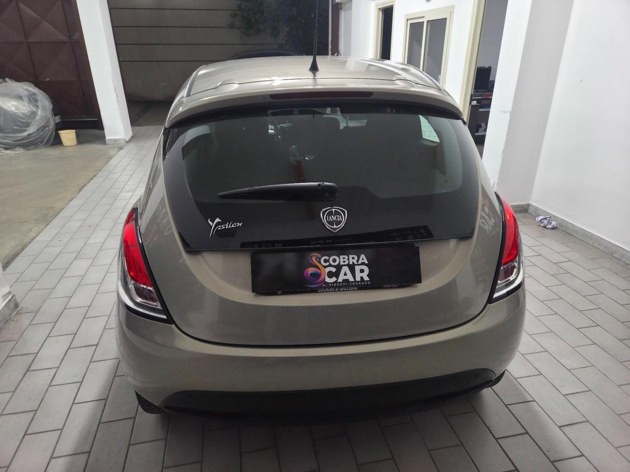 Lancia Ypsilon 0.9 TwinAir 85 CV 5 porte S&S Silver