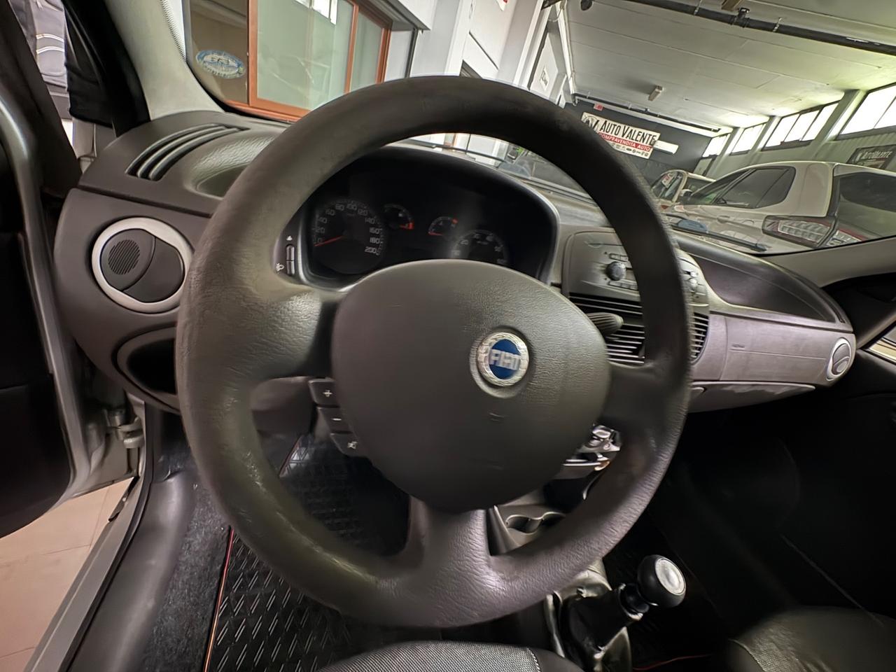 Fiat Punto Classic 1.2 benzina 60cv 2007 neopatentati