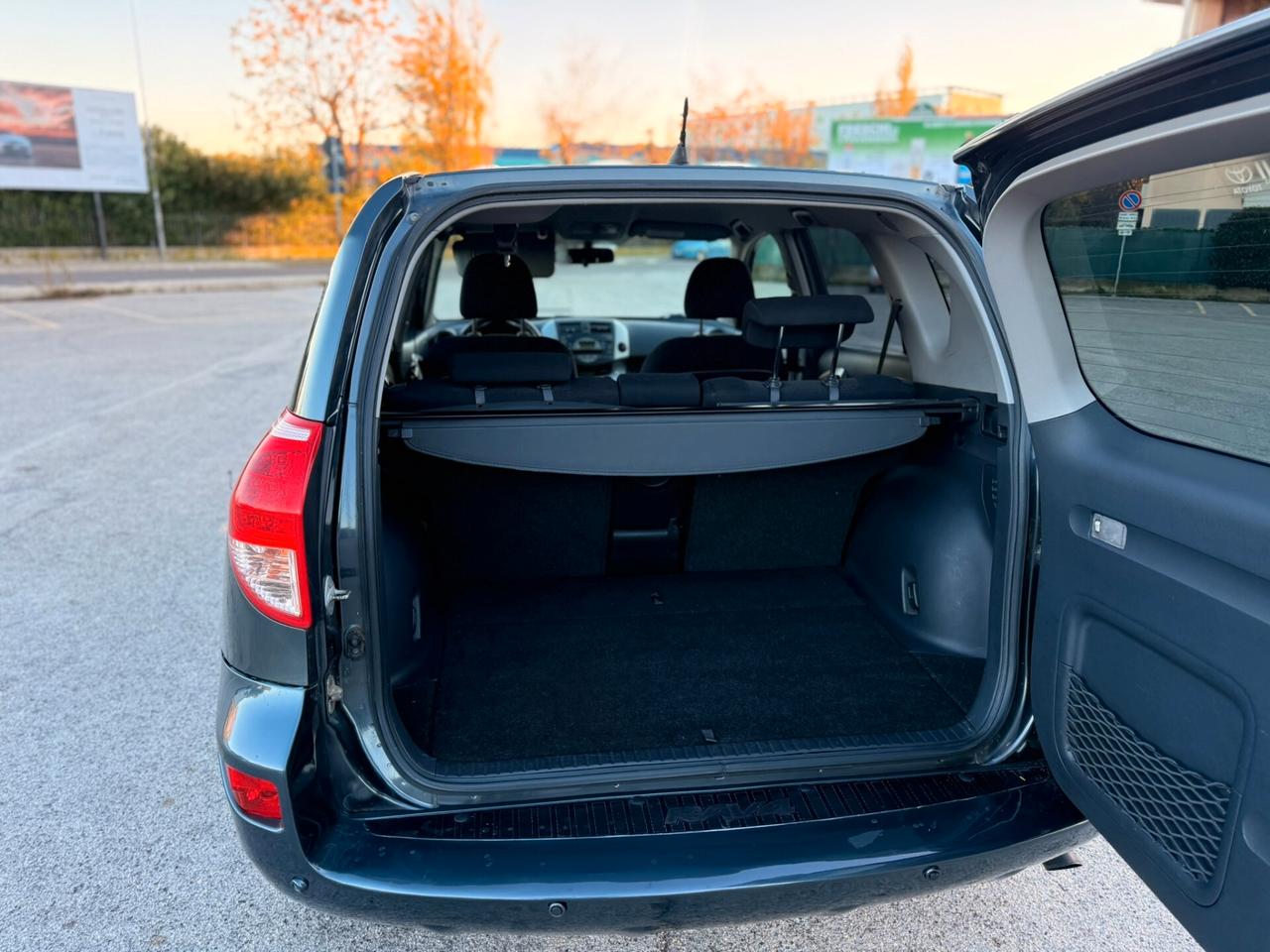 Toyota RAV4 GARANZIA 12 MESI