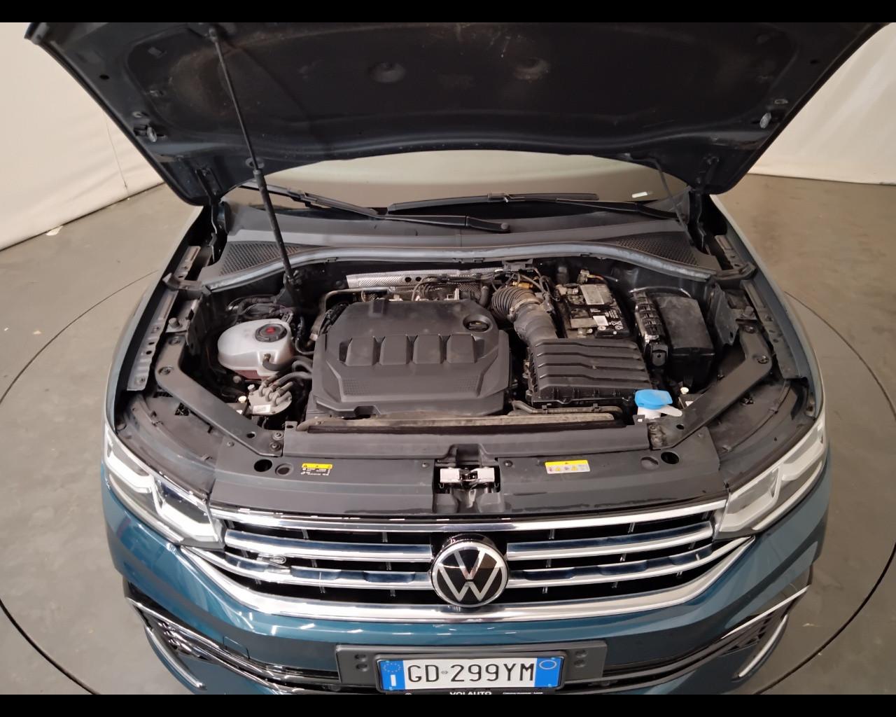 VOLKSWAGEN Tiguan II 2021 - Tiguan 2.0 tdi R-Line 150cv dsg