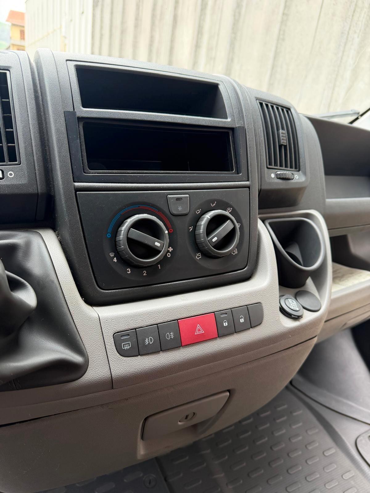 Fiat Ducato 33 2.3 MJT PM-TM COMBI