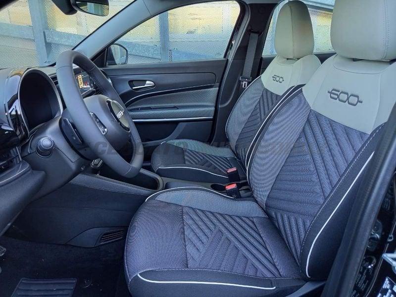 FIAT 600 600 600 1.2 Hybrid 136cv