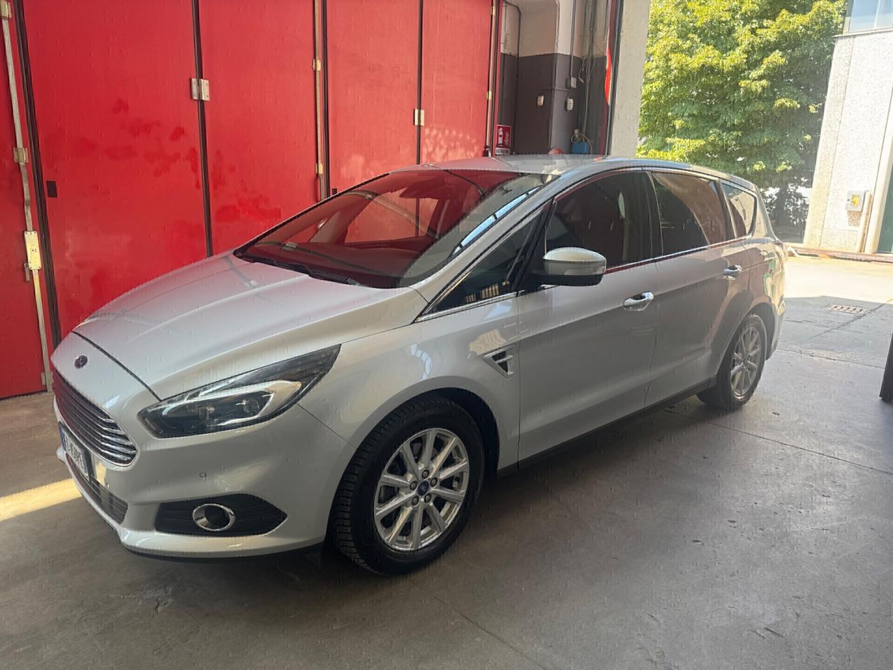 FORD S-MAX 2.0 Tdci 180 cv TITANIUM -2016