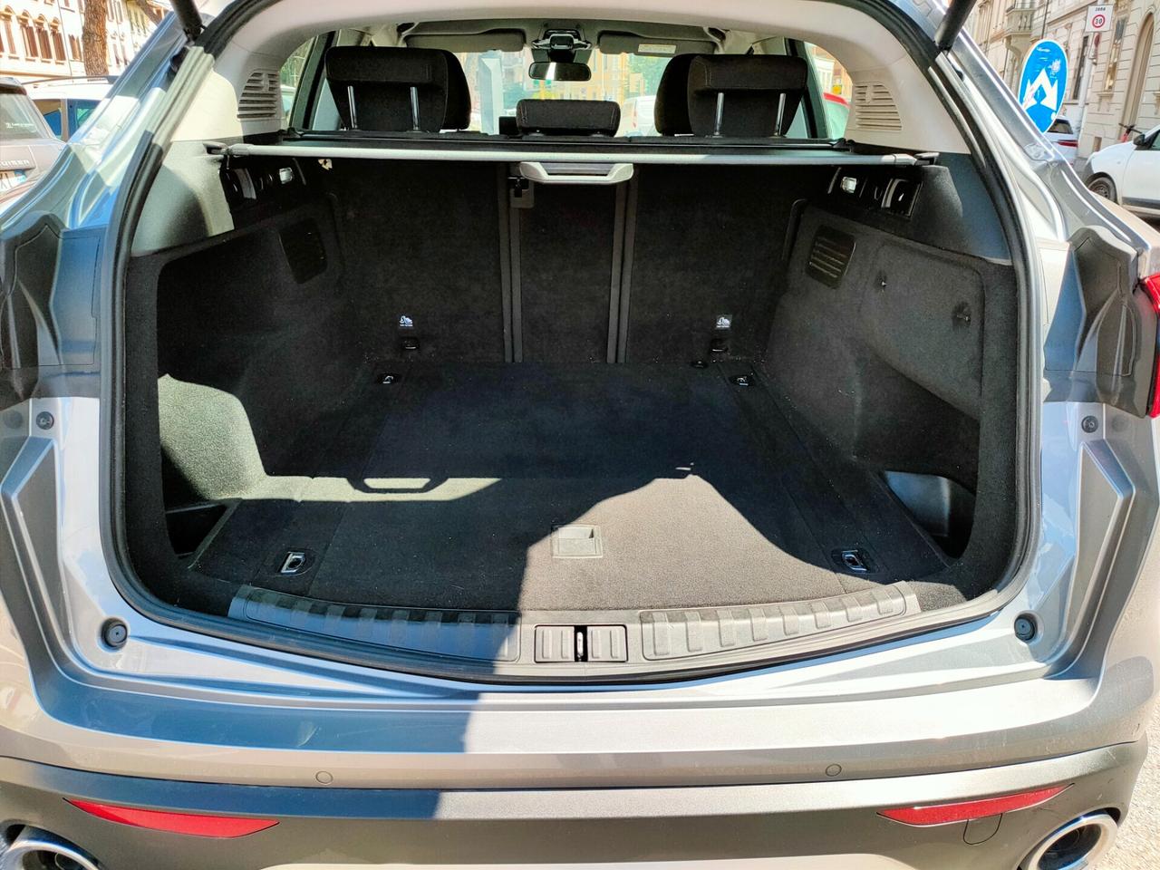 Alfa Romeo Stelvio 2.2 Turbodiesel AT8 Q4 Business