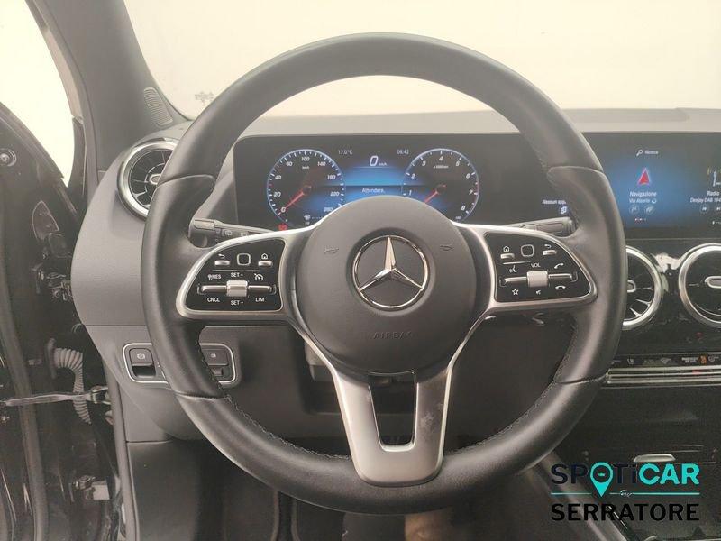 Mercedes-Benz GLA - H247 180 Sport Plus auto