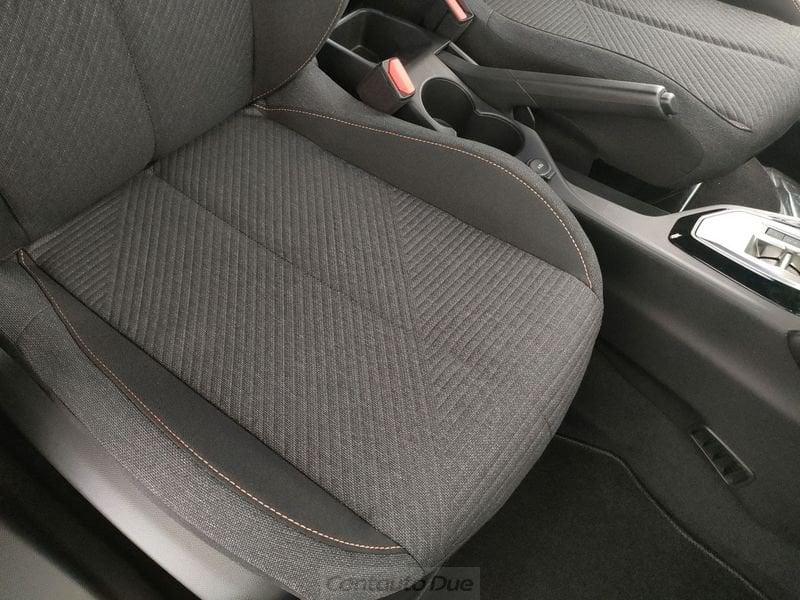 Peugeot 2008 2008 1.2 hybrid Style 145cv e-dcs6