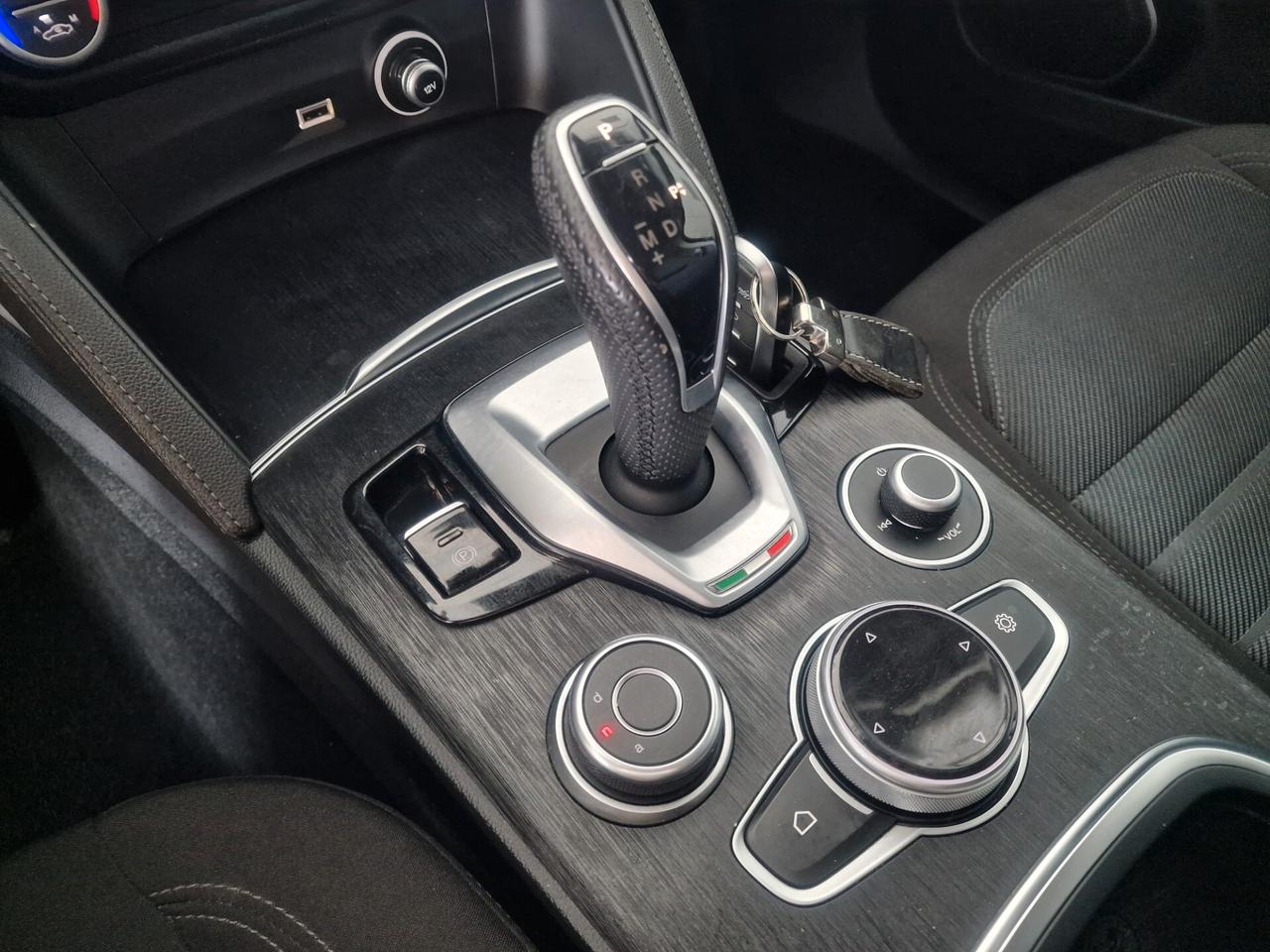 Alfa Romeo Stelvio 190 CV Q4