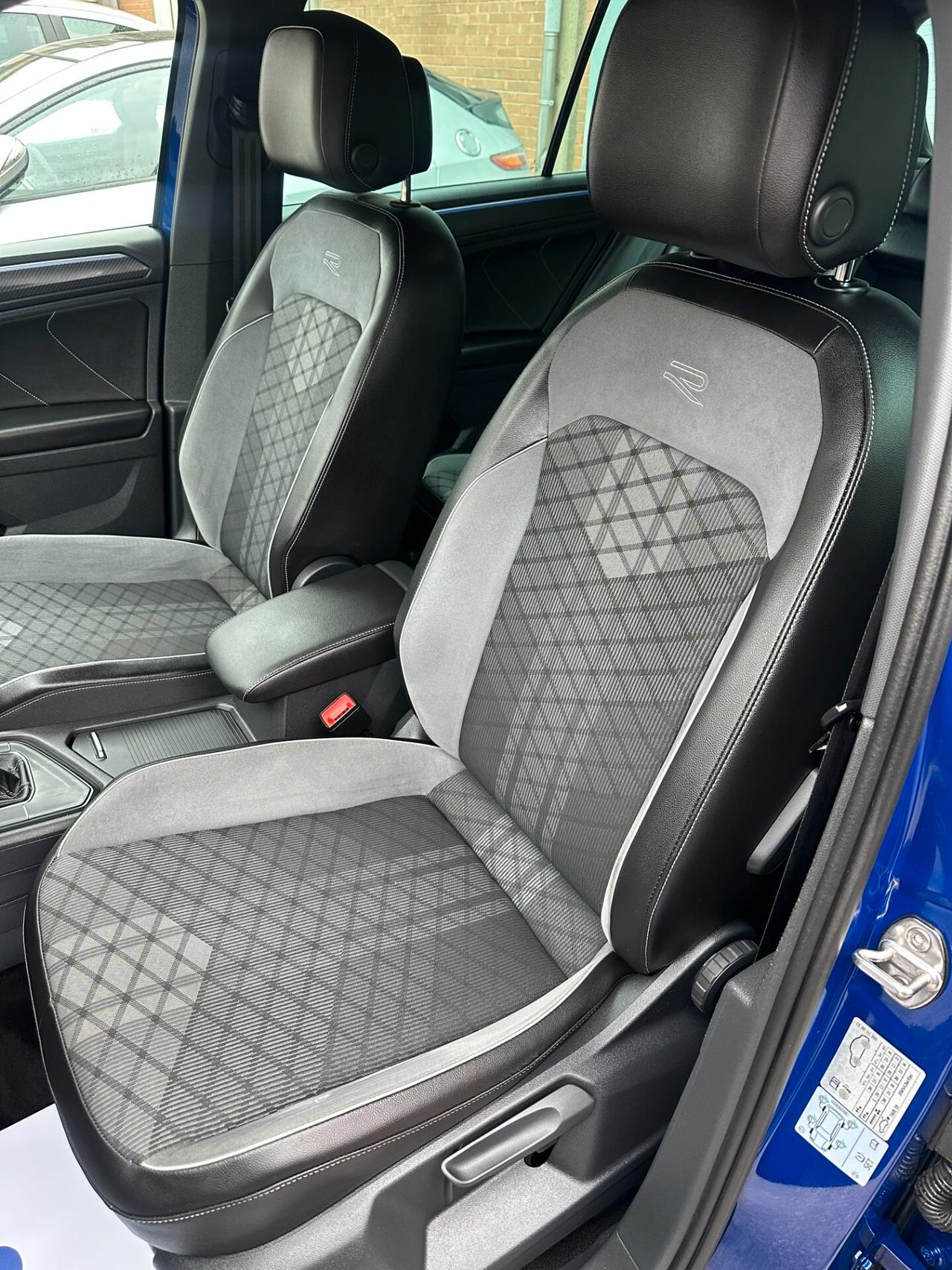 Volkswagen Tiguan 2.0 TDI 150 CV SCR DSG R-Line