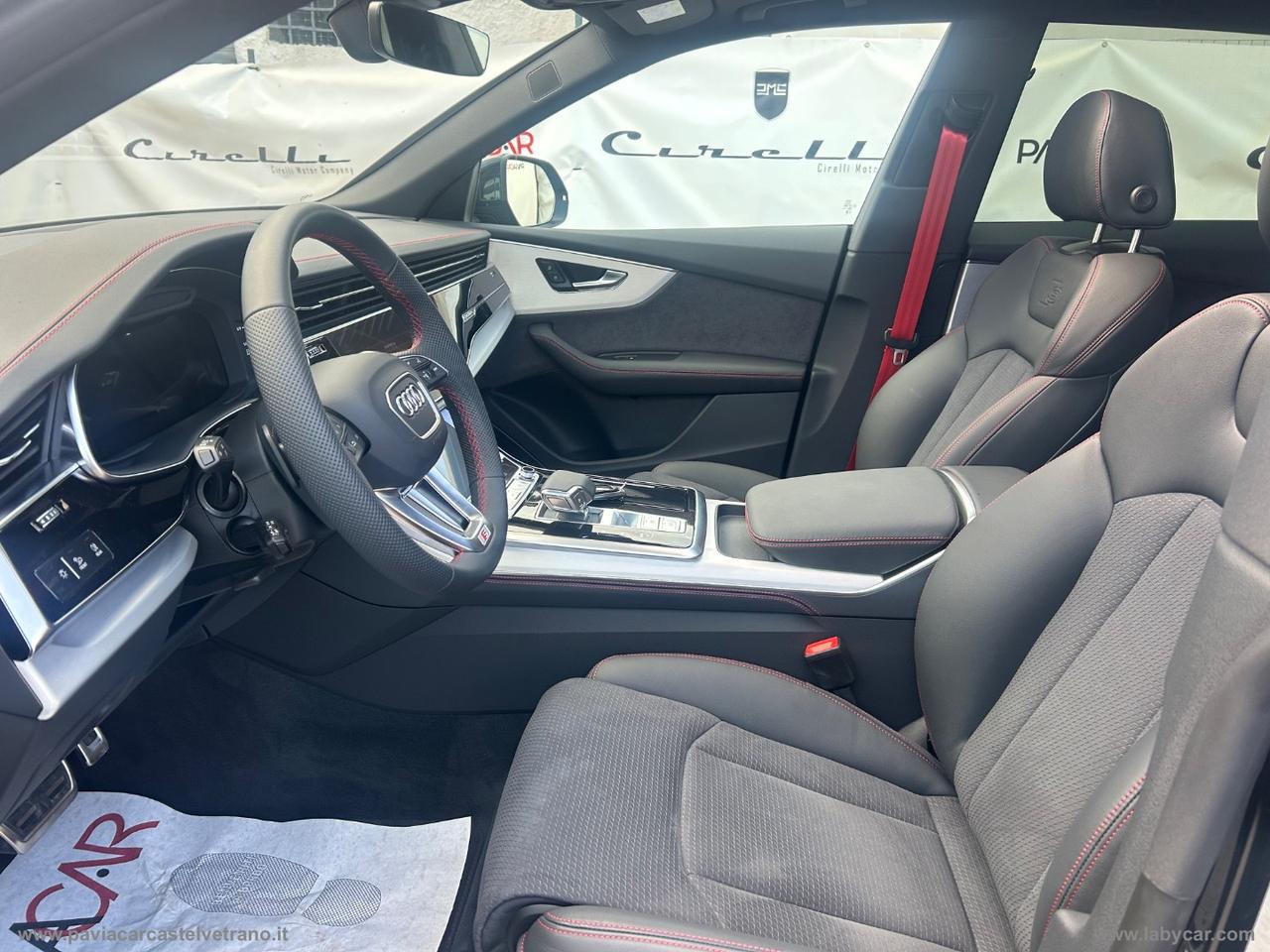 AUDI Q8 50 TDI 286 CV qu.tiptr. S line BLACK EDITION KM/0