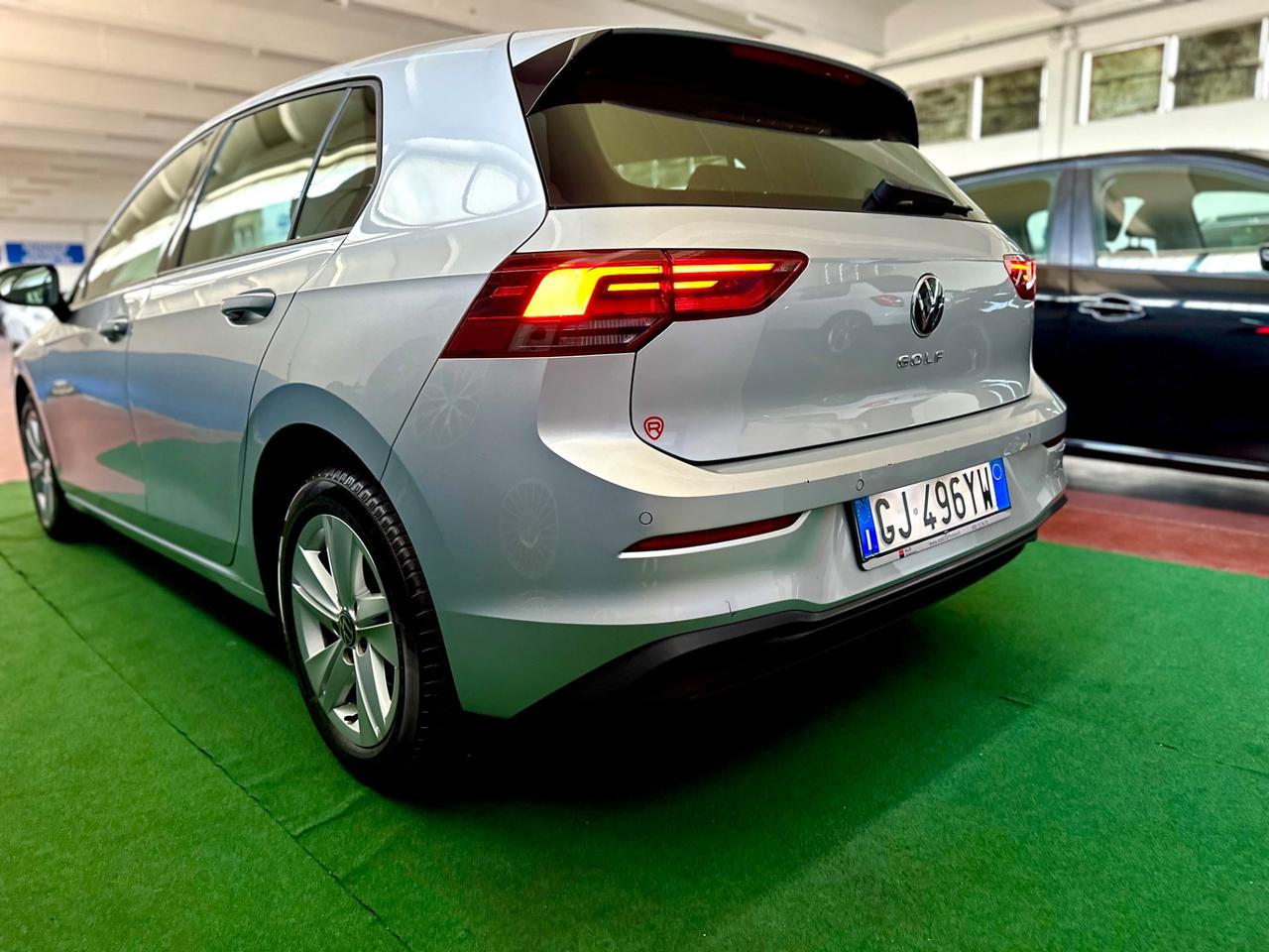 Splendida Volkswagen Golf 2.0 TDI 150 CV DSG/2022/kmcertit