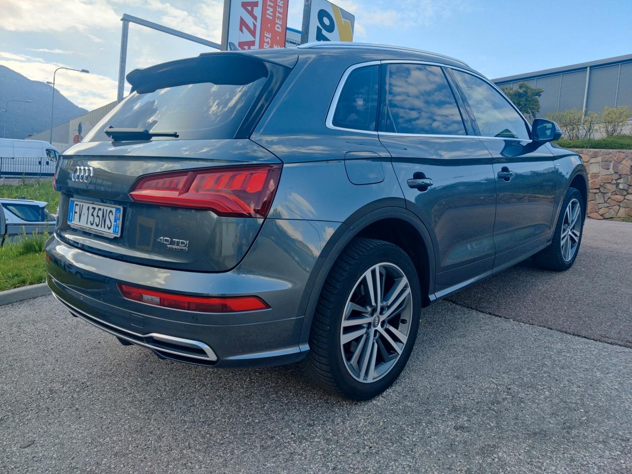 Audi Q5 40 TDI quattro S tronic line plus
