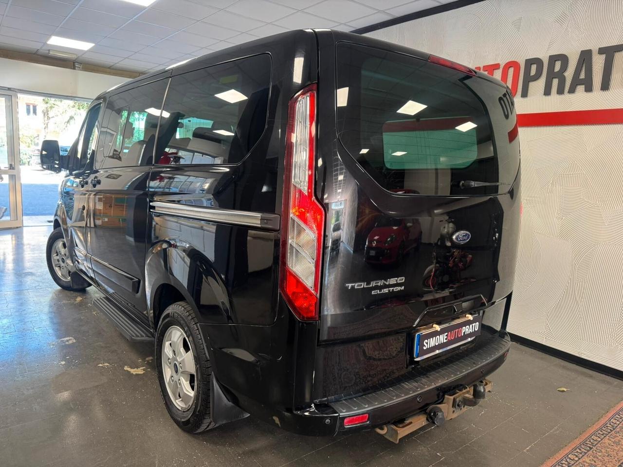 Ford Tourneo Custom 310 2.0 TDCi 170CV PC Titanium