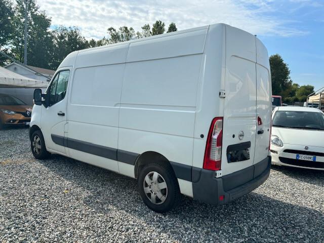 Nissan NV400 33 2.3 dCi PM-TA Furgone