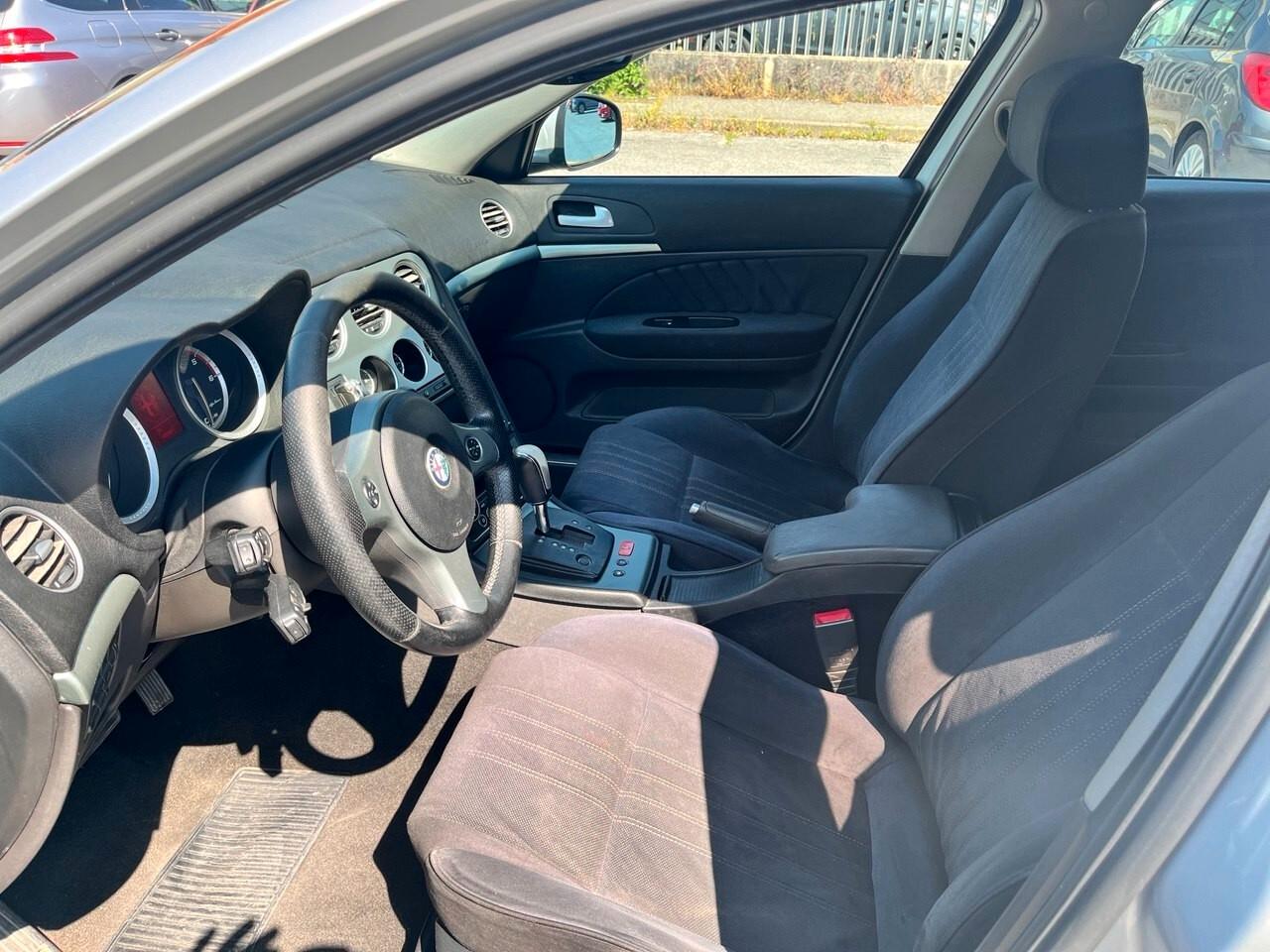 Alfa Romeo 159 1.9 JTDm Sportwagon Distinctive