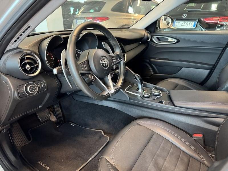 Alfa Romeo Giulia 2.2 Turbodiesel 180 CV AT8 Eco Business