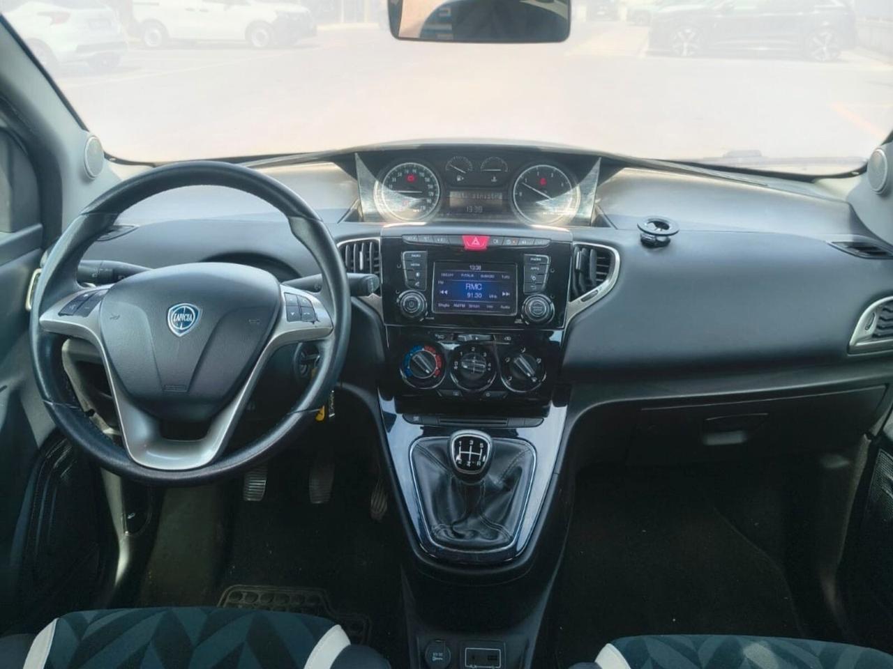 Lancia Ypsilon 1.3 MJT 16V 95 CV 5 porte S&S Gold