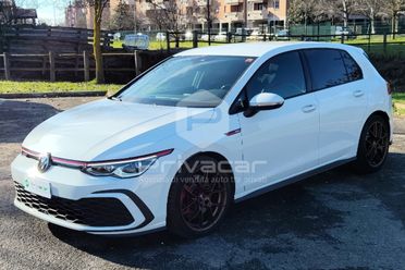 VOLKSWAGEN Golf 2.0 TSI GTI