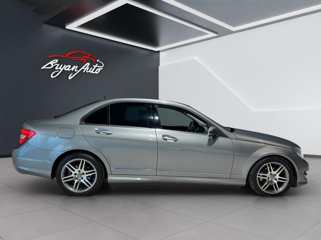 Mercedes-benz C 200 CDI BlueEFFICIENCY Avantgarde