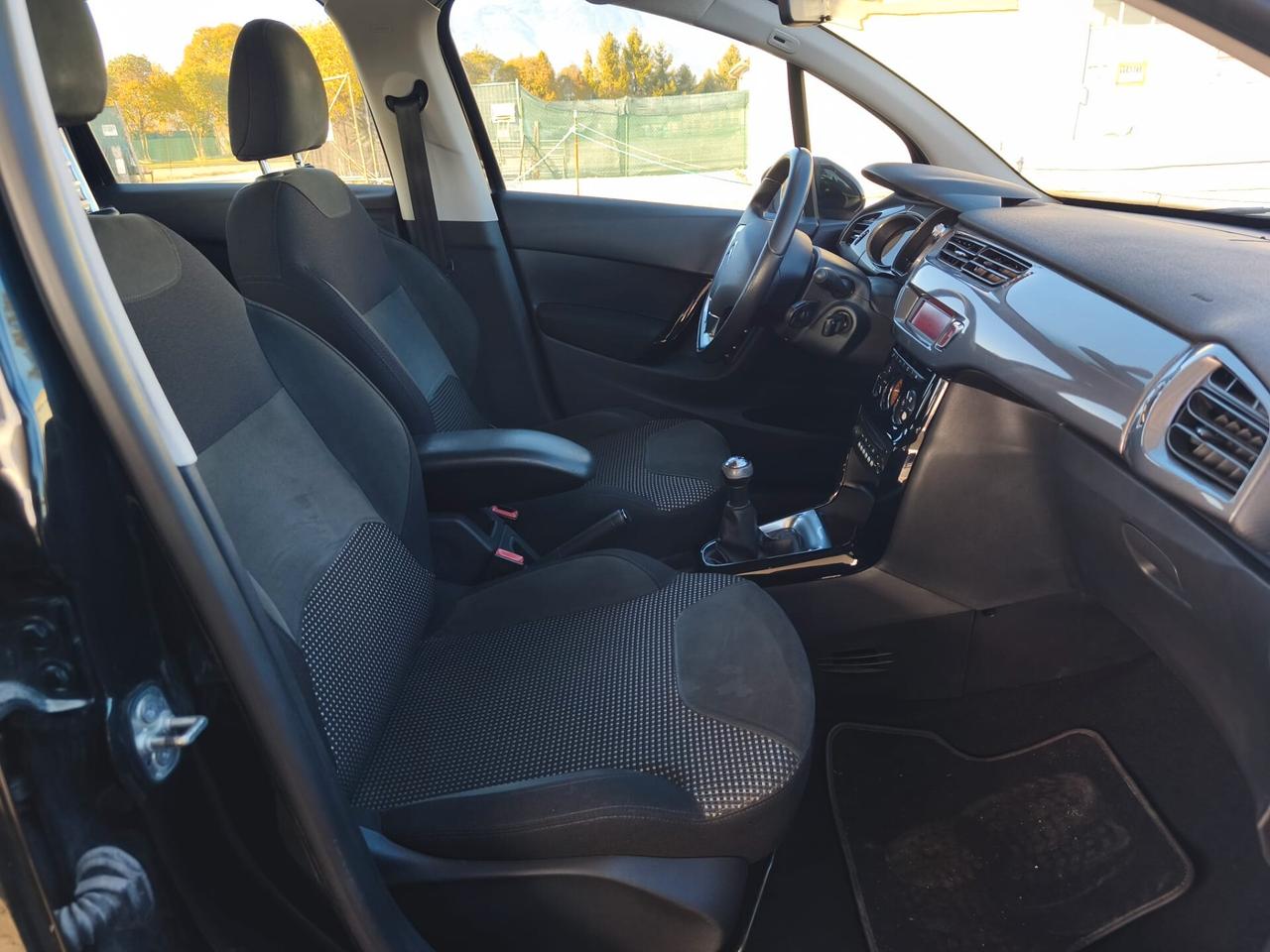 Citroen C3 PureTech 82 Exclusive Accetto Permute