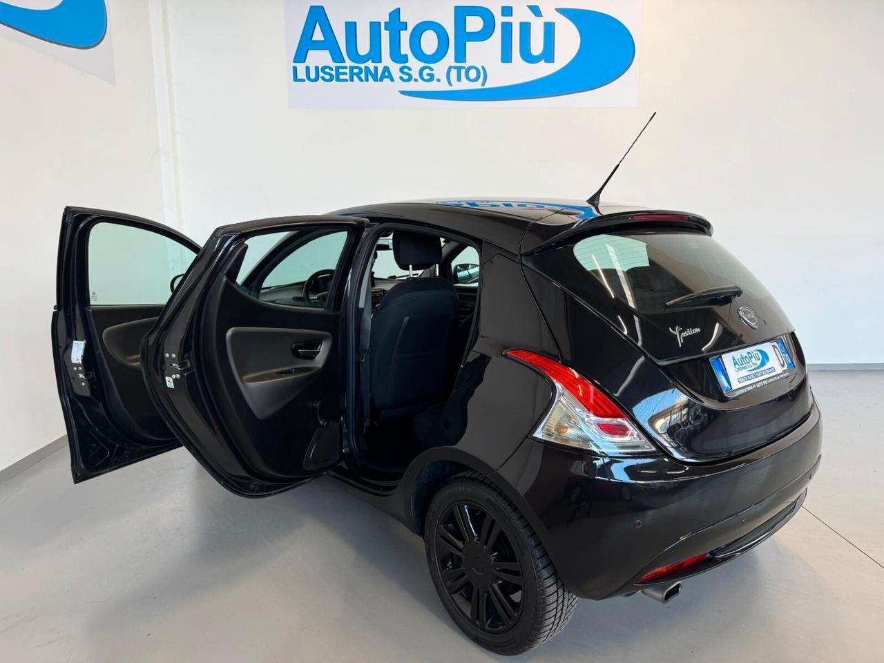 Lancia Ypsilon 1.2 69 CV 5 porte S&S 5 posti