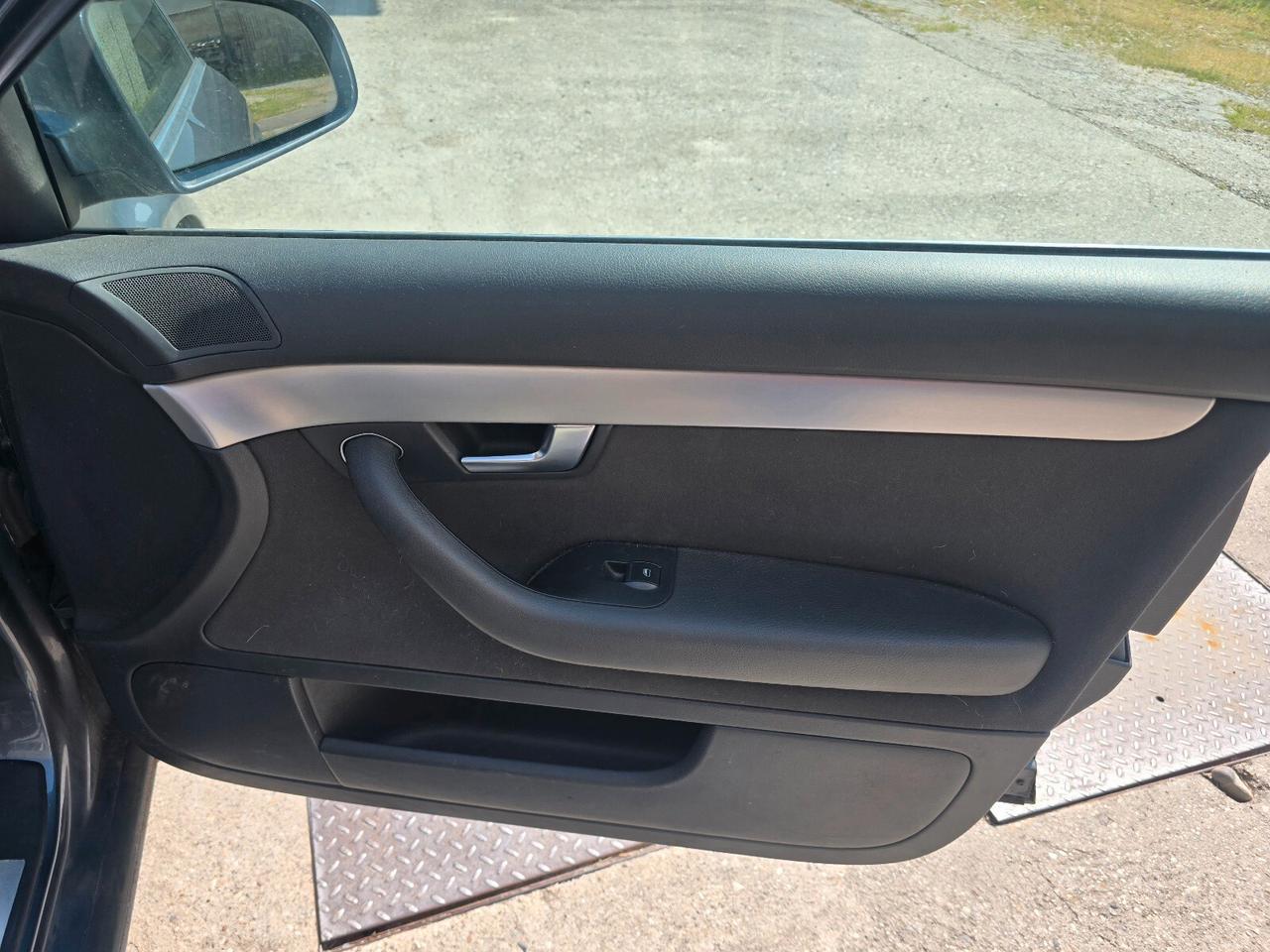 Audi A4 2.0 TDI F.AP. Avant quattro Top