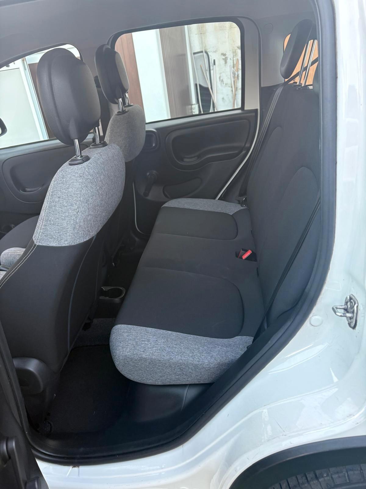 Fiat Panda 0.9 TwinAir Turbo Natural Power City Cross