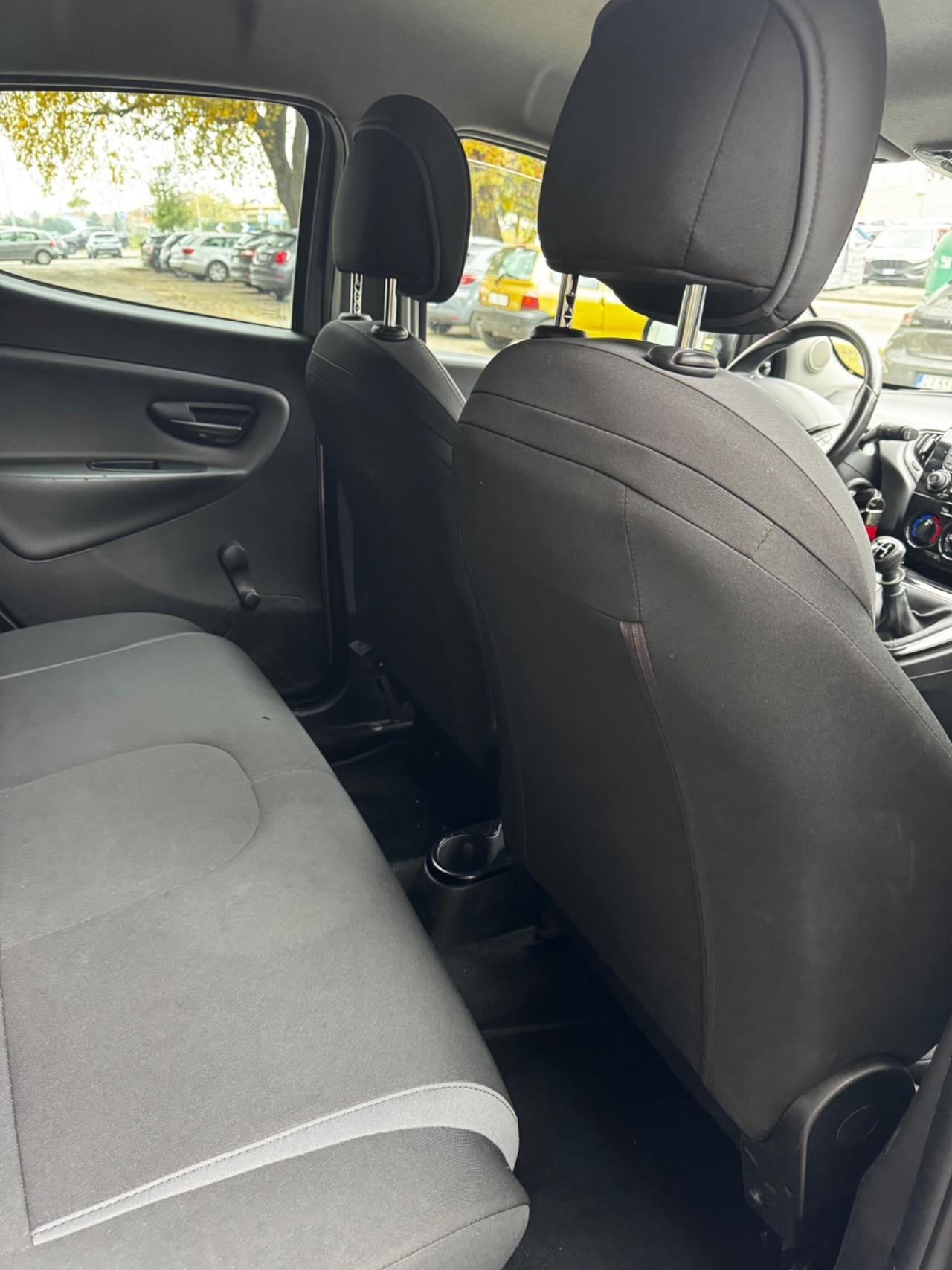 Lancia Ypsilon 1.2 69 CV 5 porte