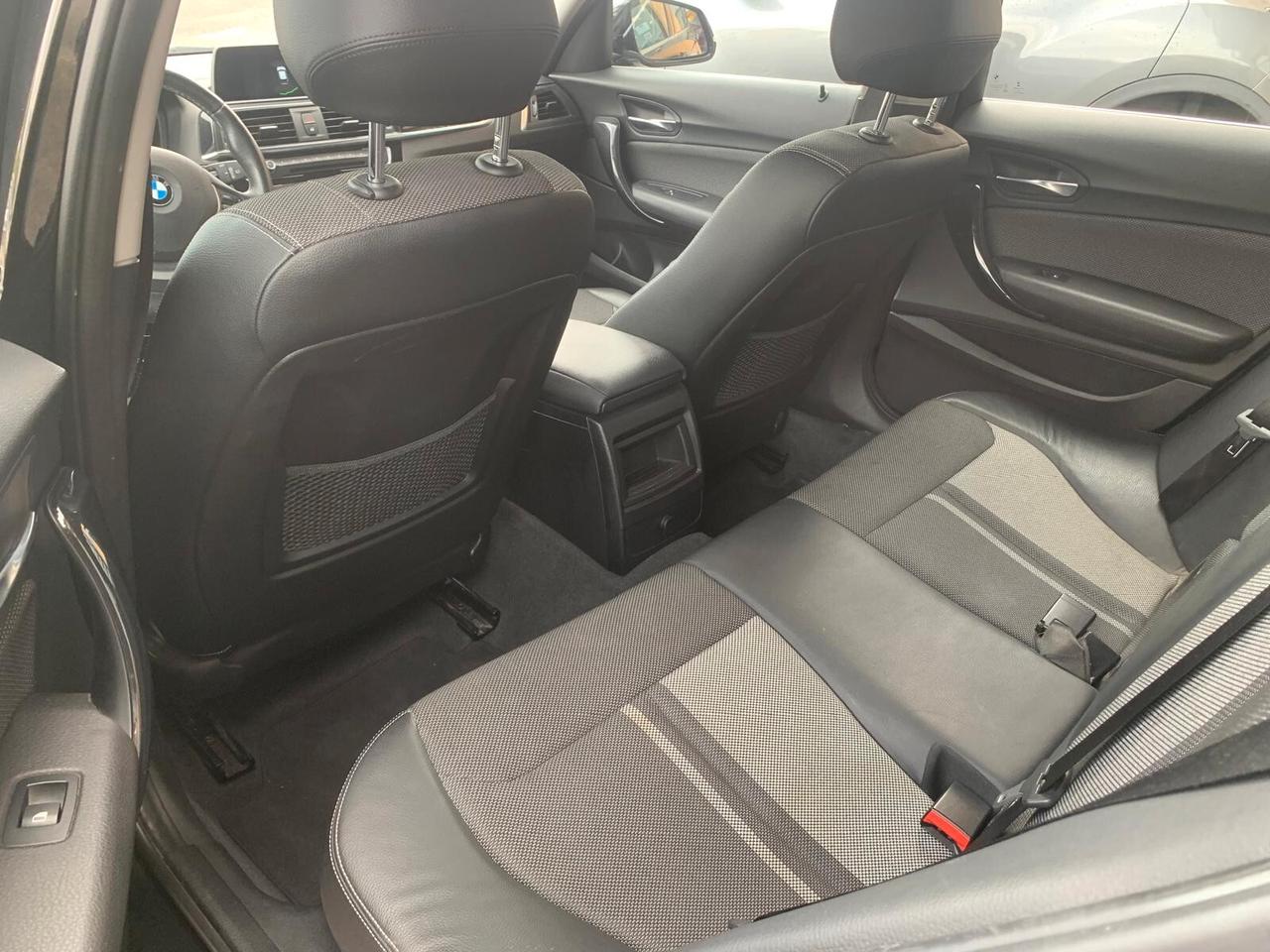Bmw 118 116d 5p. Urban