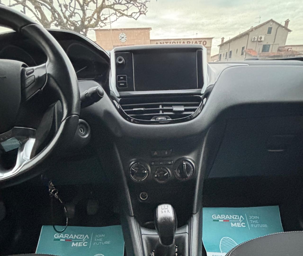 Peugeot 208 BlueHDi 75 5 porte Allure