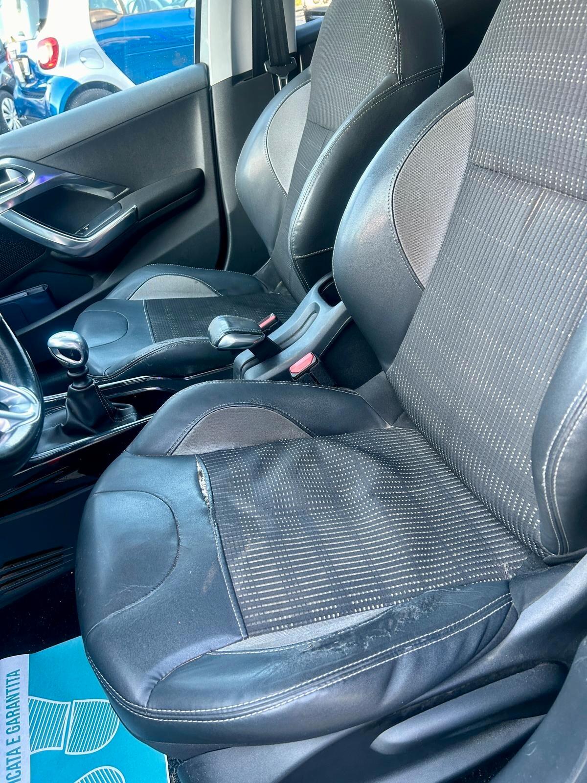 Peugeot 2008 BlueHDi 120 S&S Allure