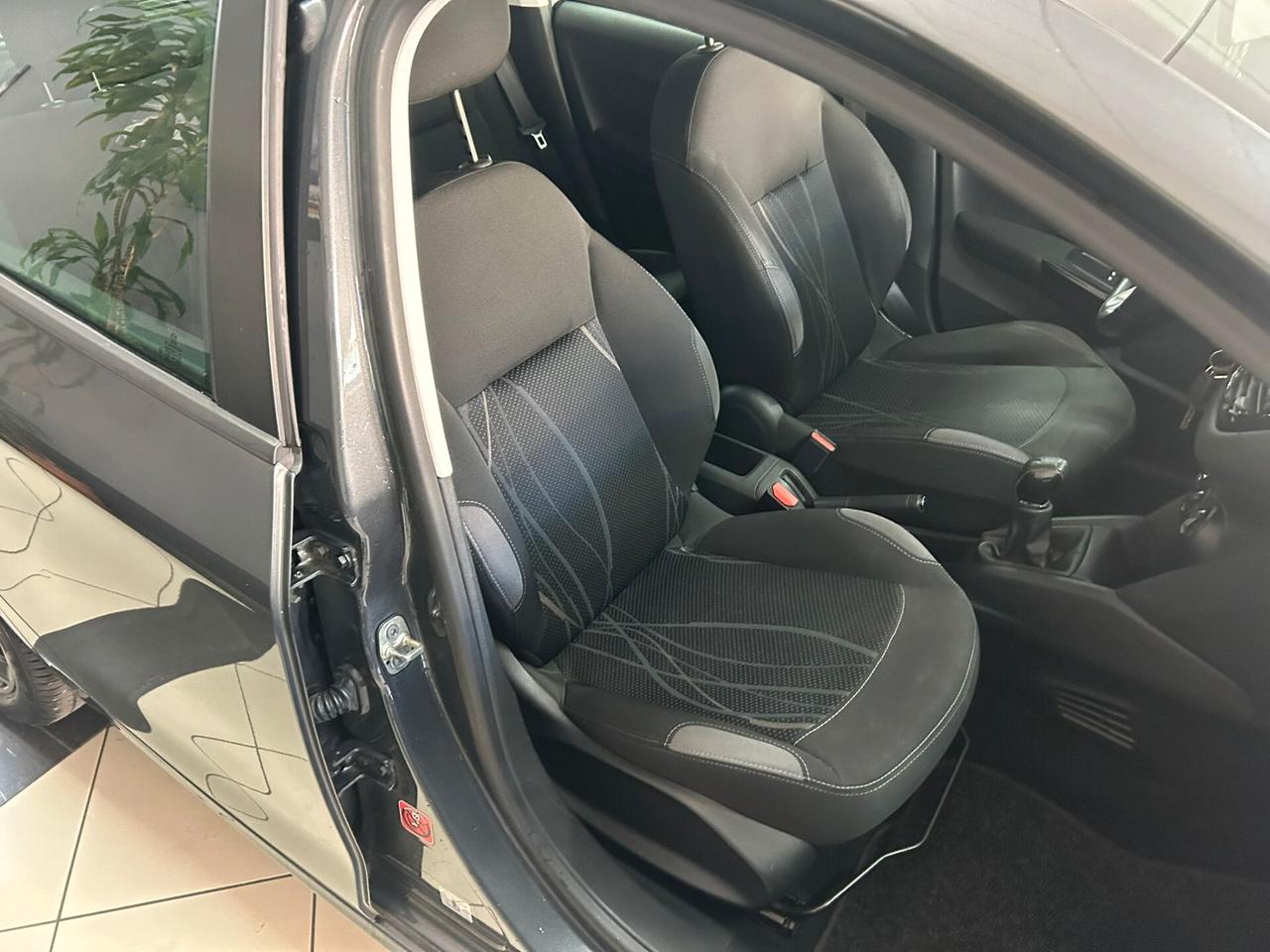Peugeot 208 1.4 VTi 95 CV 5p. GPL Active