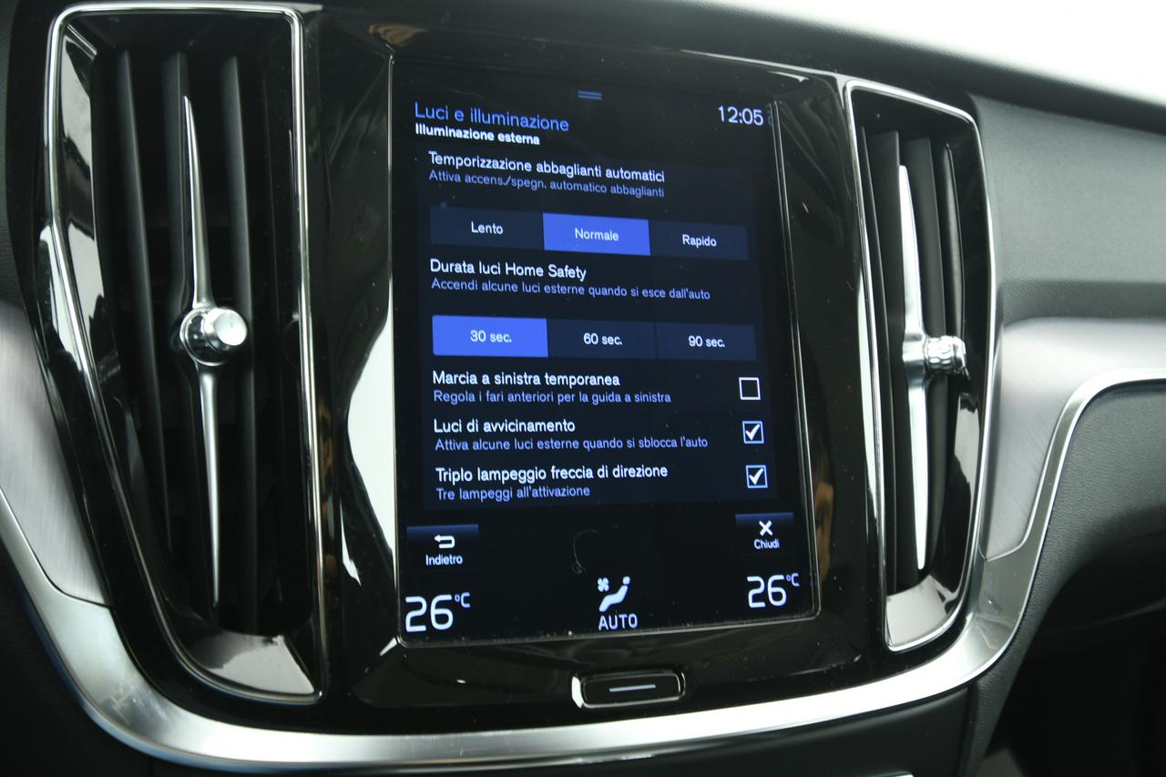 VOLVO V60 2.0 b4 Momentum Business auto NEOPATENTATI+C17"