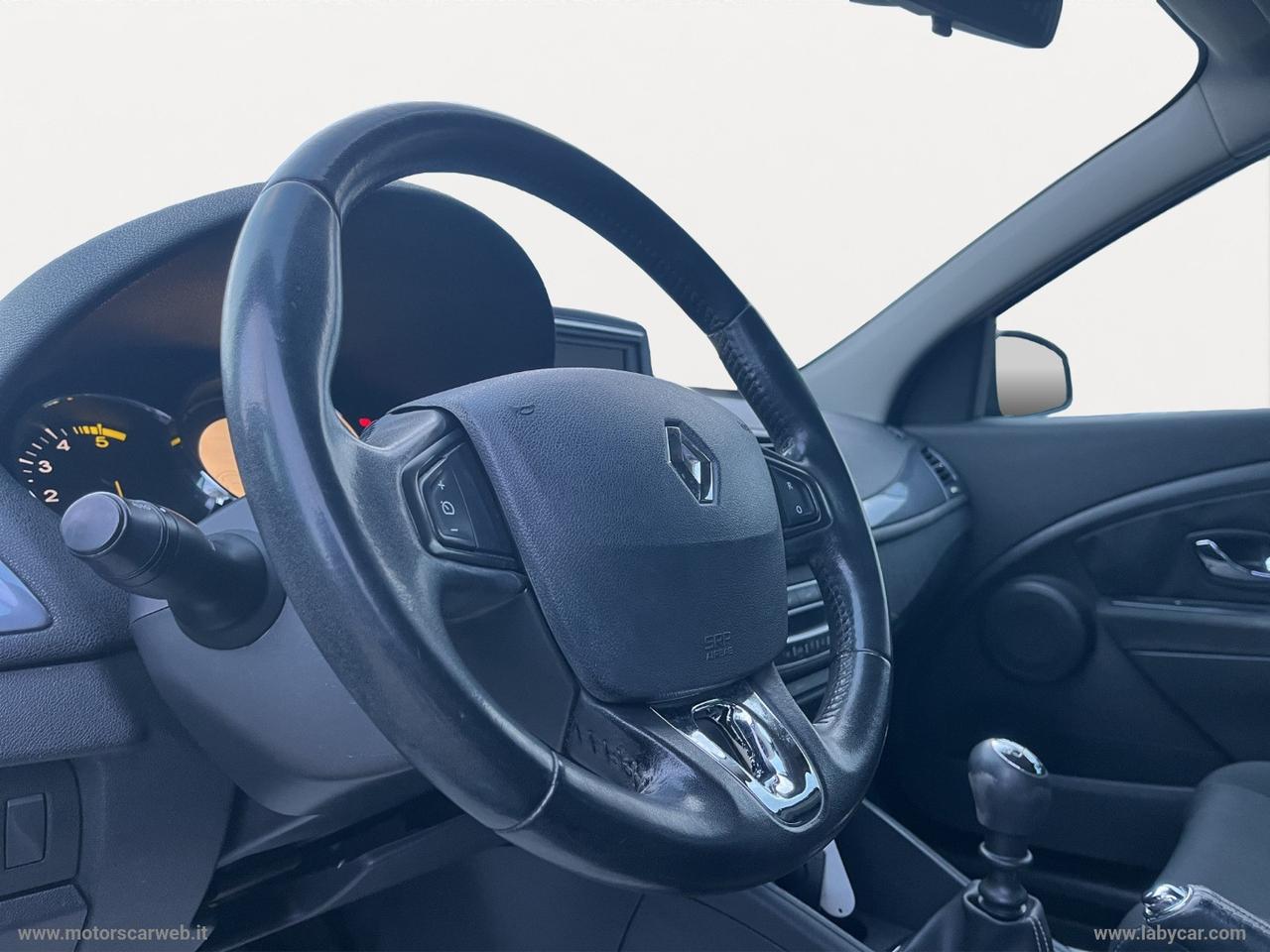 RENAULT Mégane 1.5 dCi 110 CV Wave