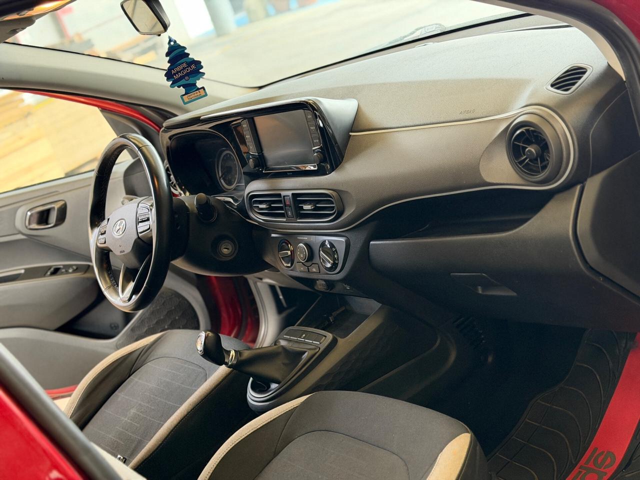 Hyundai i10 1.0 full optional 2020 neopatentati