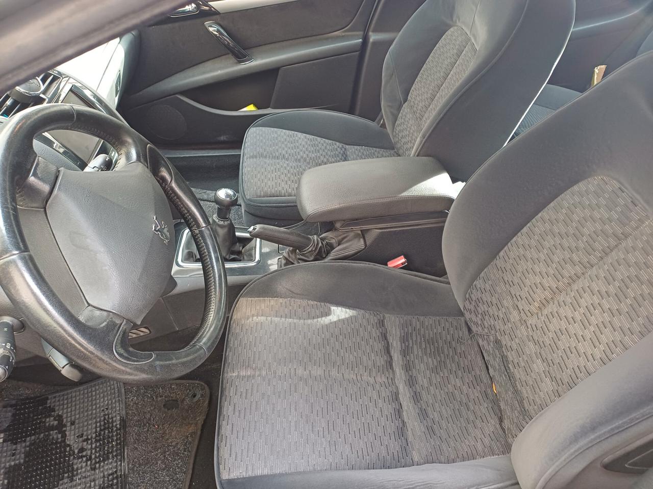 Peugeot 407 1.6 HDi SW Navteq on Board